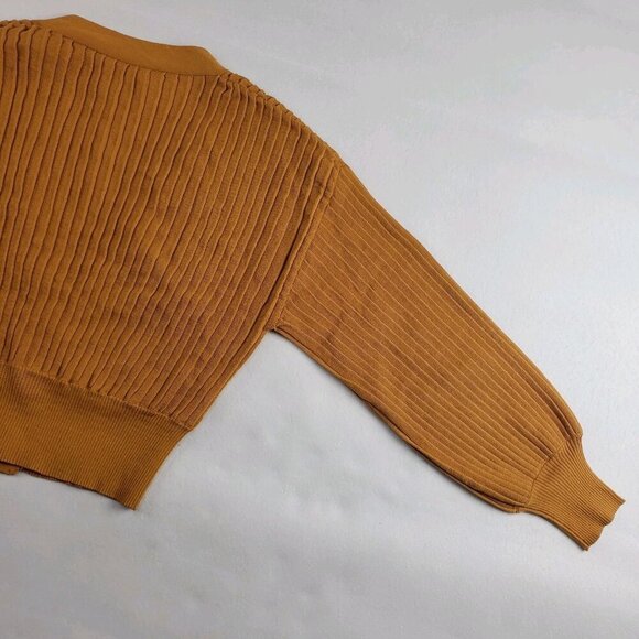 Astr Zuri Cropped Cardigan Sweater Womens Small Yellow Button Front Long Sleeve - Picture 7 of 11